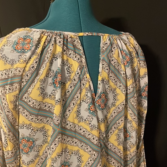 Love Tree Blouse Small - Picture 5 of 8